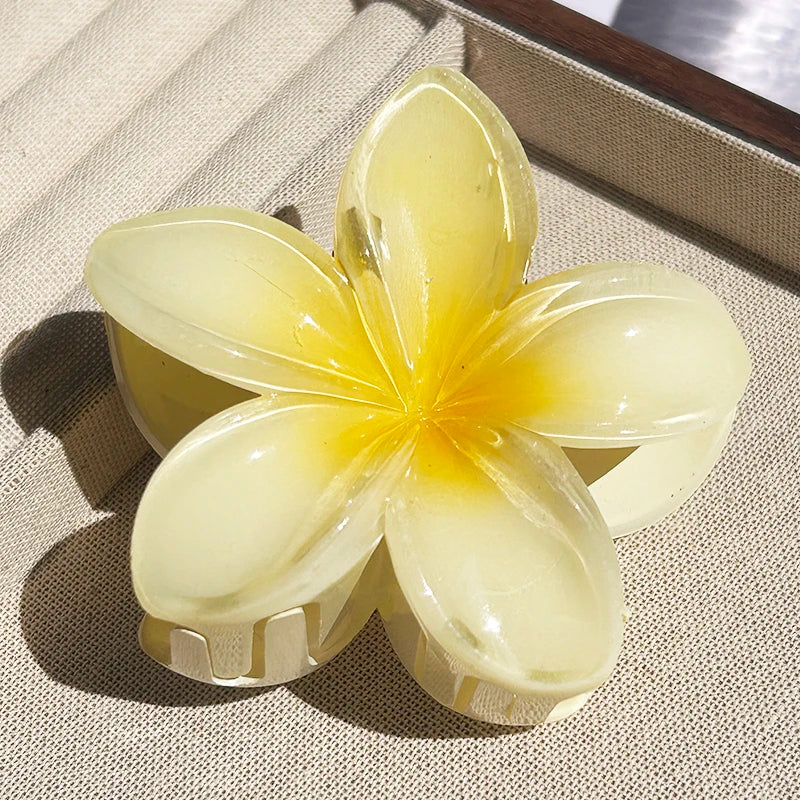 AlohaBloom – Gradient Hawaiian Flower Hair Clip (1/2/3 pcs)