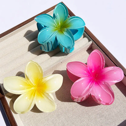 AlohaBloom – Gradient Hawaiian Flower Hair Clip (1/2/3 pcs)