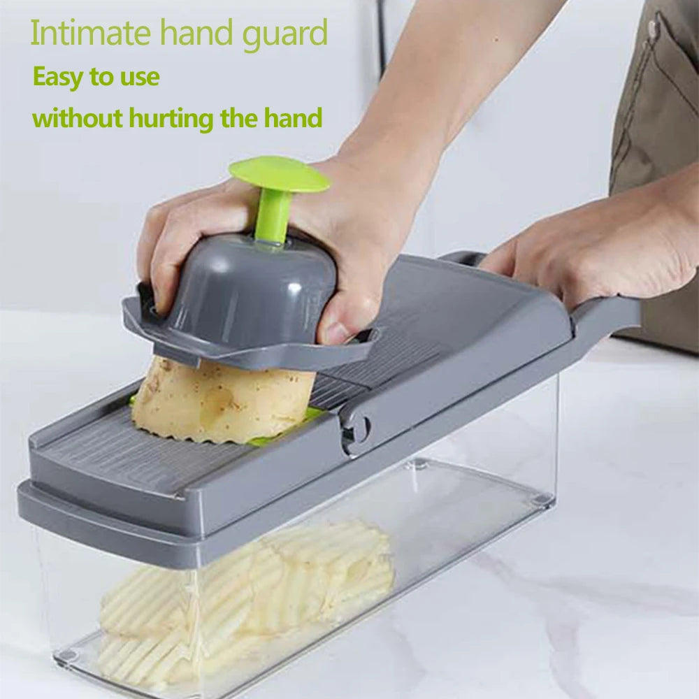 Handheld slicer ideal for salads, fruits and vegetables